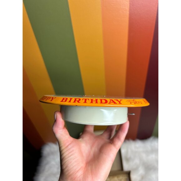 Vintage tin Chadwick miller happy birthday party musical cake plate turning - Picture 2 of 7